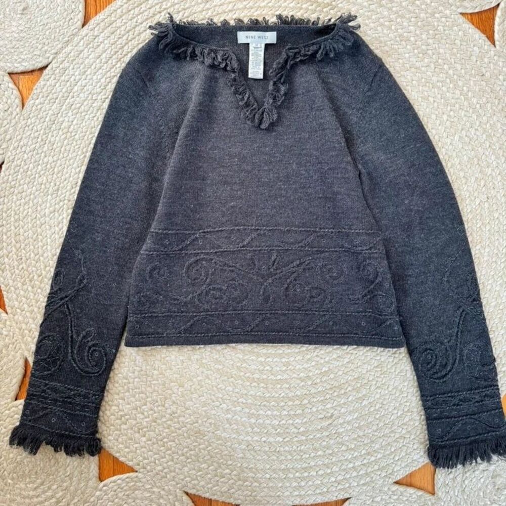 VTG 100% Wool Charcoal Gray Embroidered Fringe Sweater Whimsigoth Boho Top Sz M